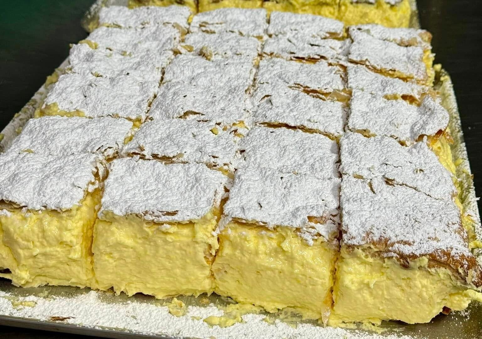 Hungarian Krémes Recipe 🇭🇺✨ – Classic Hungarian Custard Slice 780140517_1121531120828050_3038871682935248455_n