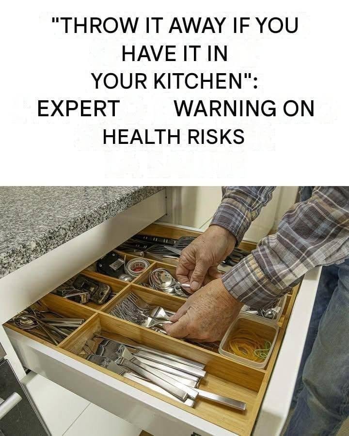 Throw It Away If You Have It in Your Kitchen: Expert Warning on Health Risks 786616730_1574572837785950_3842657619504663857_n