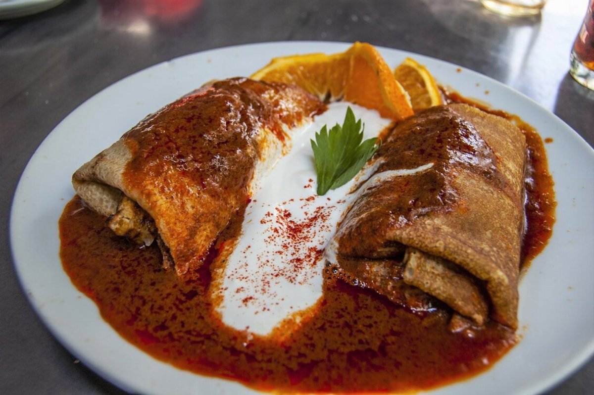 ✨ Hortobágyi Palacsinta – Traditional Hungarian Savory Pancakes 🇭🇺